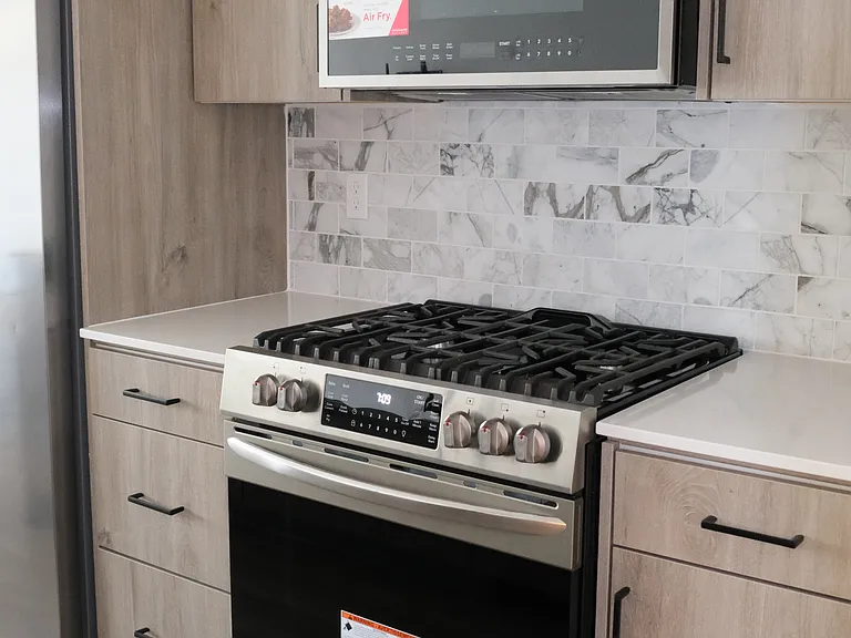 2816 E Teaberry Dr #1 — Photo 43