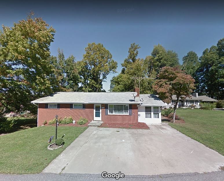 1st image of 745 Hillsdale Dr