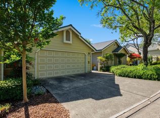 2003 Stonefield Lane, Santa Rosa, CA 95403