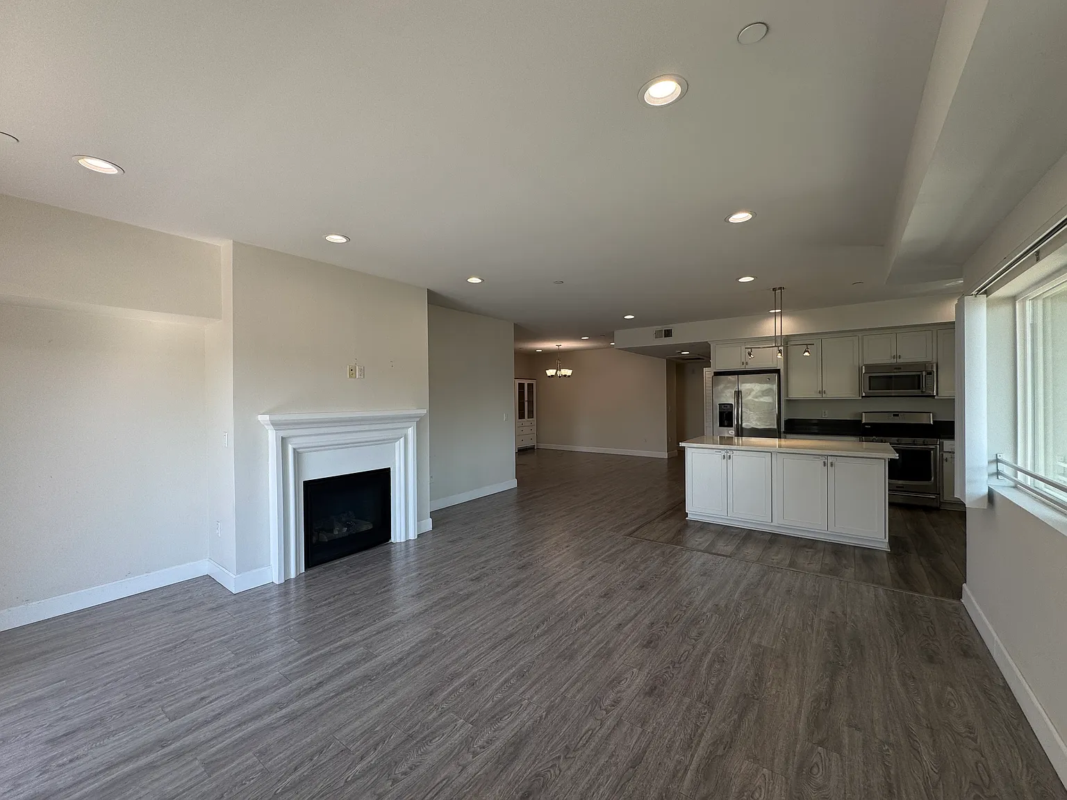 2 bed, 1550 sqft, $3,750 — Photo 3
