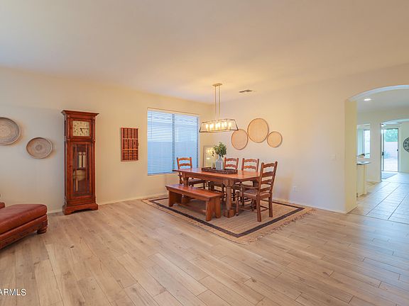 5th image of 41 E MACAW Court