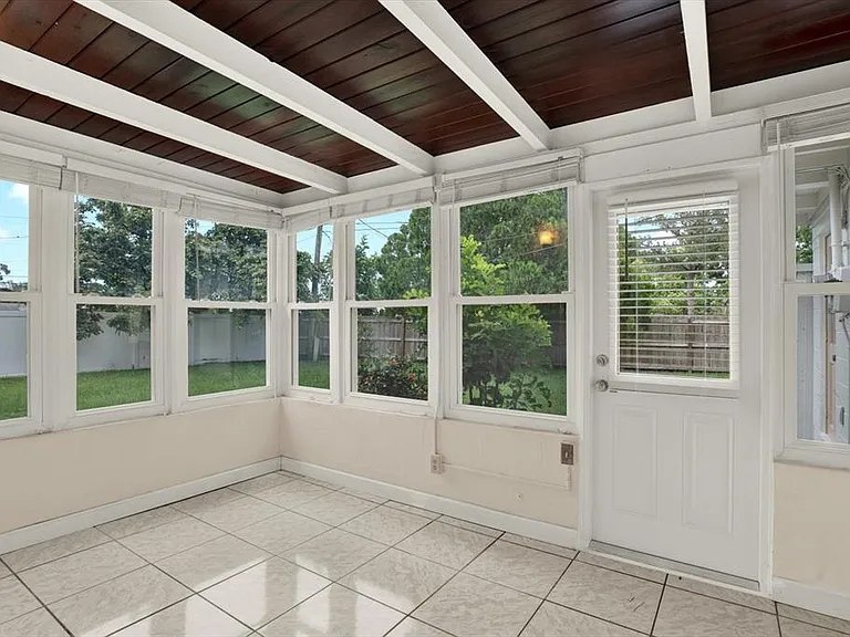 8567 Ridge Rd — Photo 13