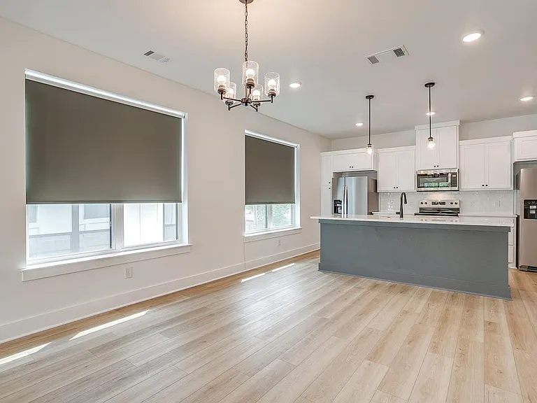 2345 Benbrook Blvd — Photo 57