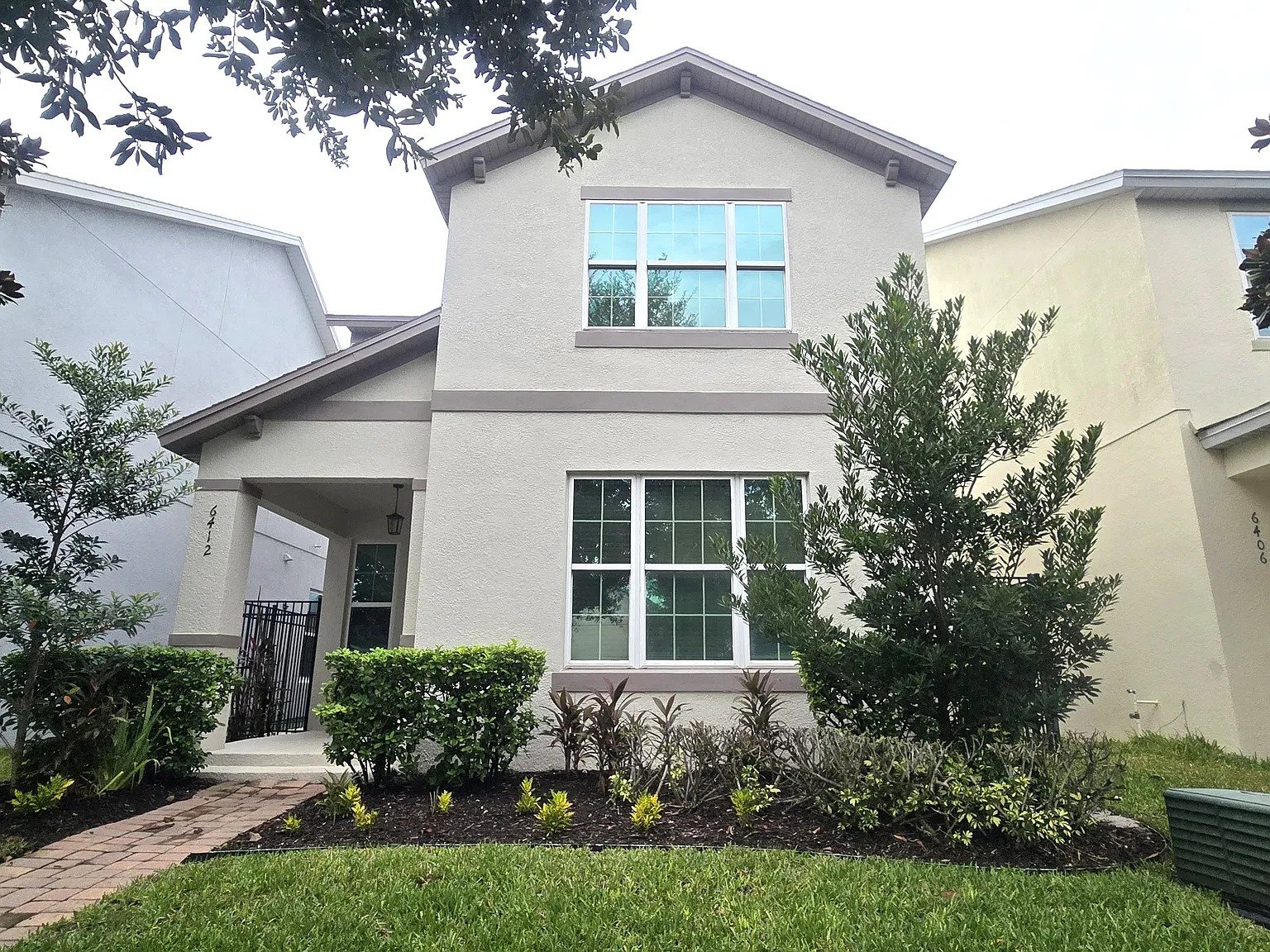 3 bed, 2.5 bath, 1984 sqft, $2,995 — Photo 1