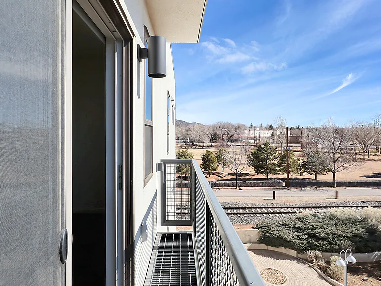 320 pictured in March/late winter. 220 has similar view of Railyard Park.