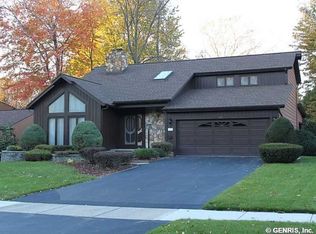 40 W Amy Ln, Rochester, NY 14626