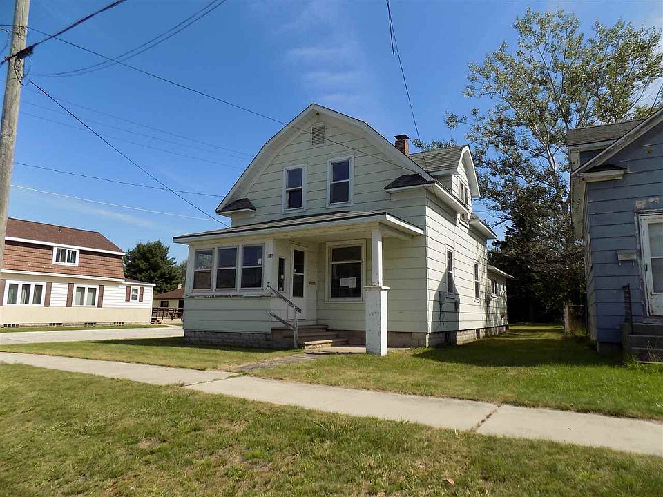 1st image of 118 N 1st St