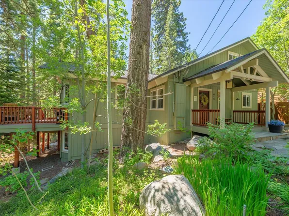 615 Carnelian Rd, Carnelian Bay, CA 96140