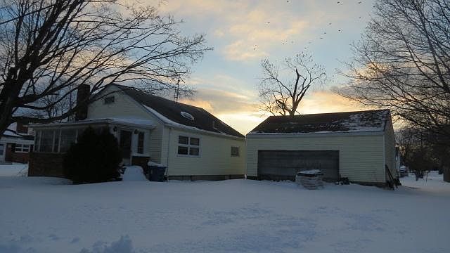 1st image of 1023 Bennett Ave