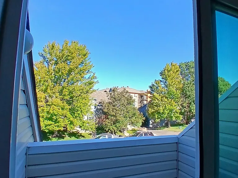 Upstairs balcony
