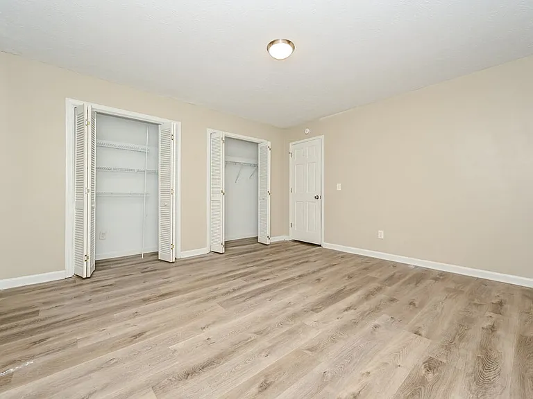 120 Tanglewood Dr — Photo 16