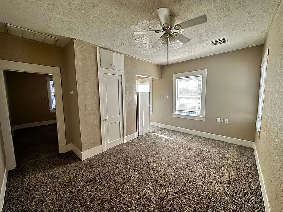 1st image of 715 Asp Ave #715/5