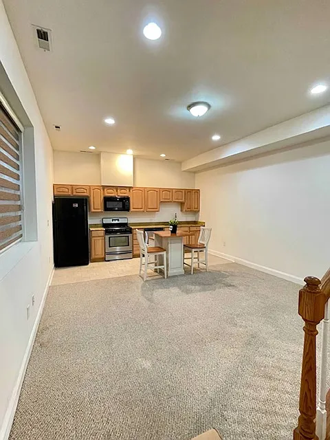 2 bed, 1440 sqft, $2,600 — Photo 3