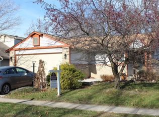118 Southridge Ln, Westfield, IN 46074