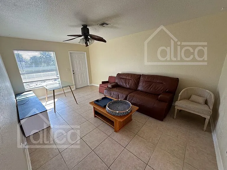 13753 Oleander Ave — Photo 11
