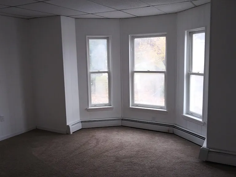 1413 N George St #2 — Photo 8