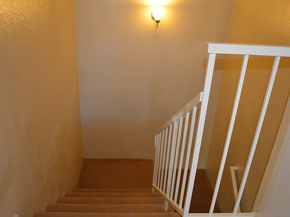 2nd image of 179 Kenbrook Cir