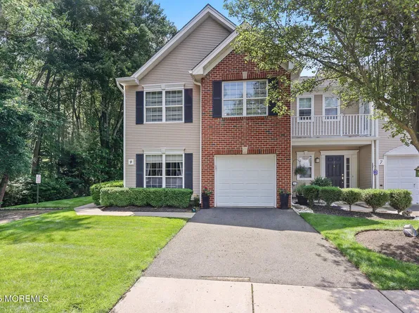 9 Ganton Way, Manalapan, NJ 07726