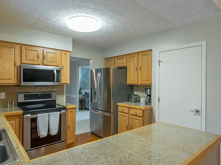 6887 Running Deer Pl — Photo 8