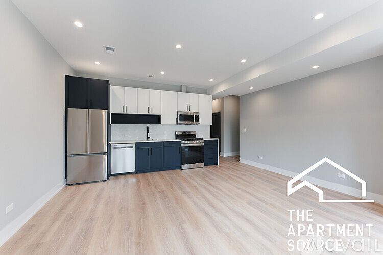 1st image of 3214 W Palmer St #1R