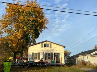 2049 Kingston Rd, White Lake, MI