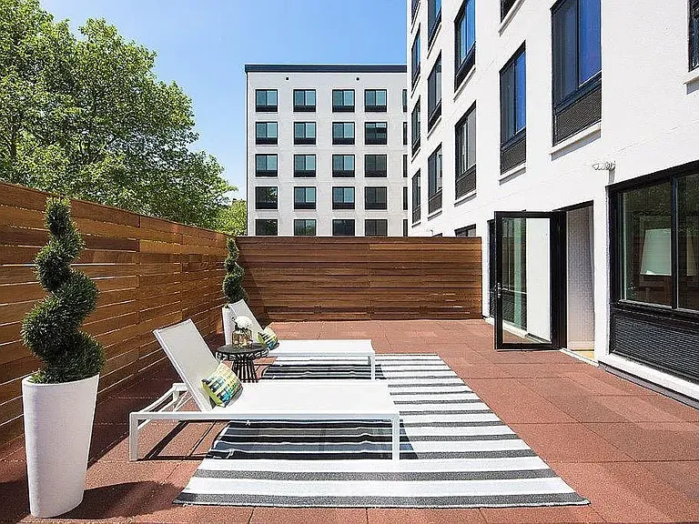 504 Myrtle Ave #2S — Photo 1