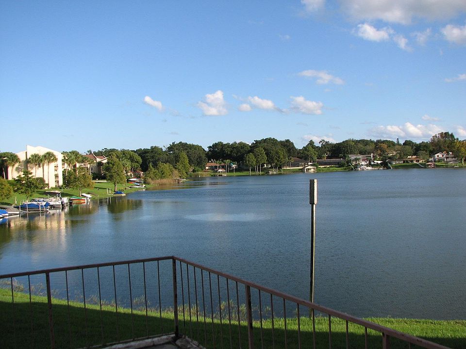 Lake Orienta lake view from balcony