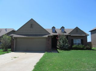 204 Dp Newman Cir, Kiefer, OK 74041