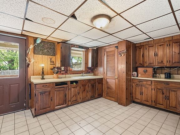 4th image of 57 Adam St