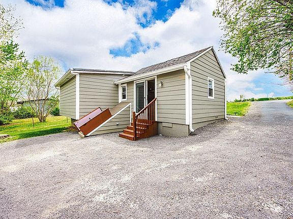3rd image of 4756 Stubbs Rd