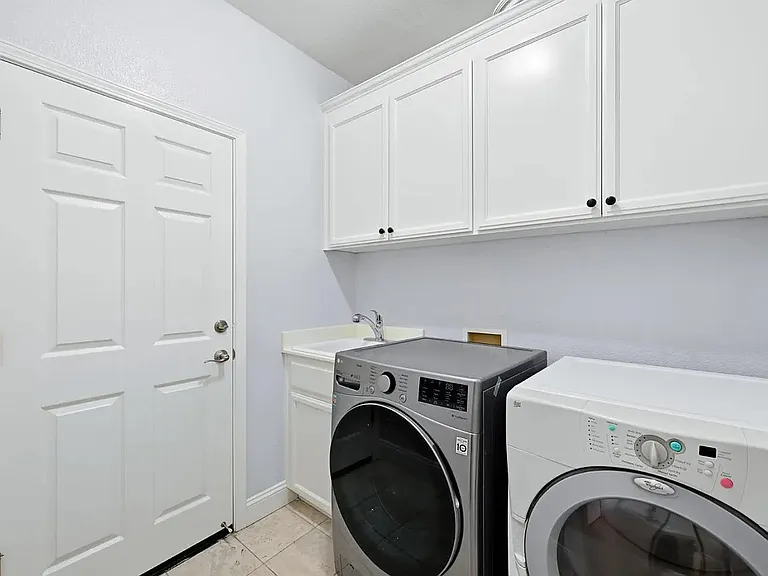 6569 Alyssa Dr — Photo 34