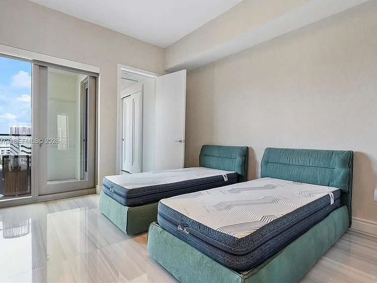 17901 Collins Ave #902 — Photo 38