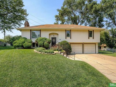 11334 Leavenworth Cir, Omaha, NE, 68154