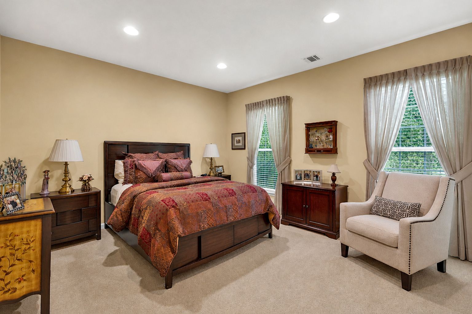  Comfortable Guest Bedroom