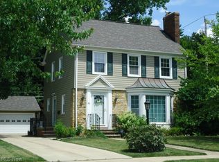 180 Stanford Dr, Berea, OH 44017