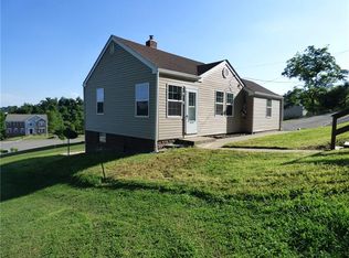 2663 Hilltop Rd, Oakdale, PA 15071