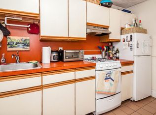 94 W Cedar St #22, Boston, MA 02114