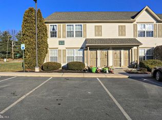 460A Buttonwood Ln, York, PA 17406