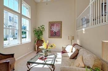 2nd image of 440 Summer Ln