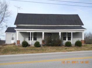 905 Cookeville Hwy, Chestnut Mound, TN 38552