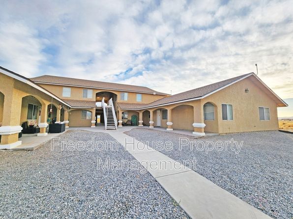2321 E Calvada Blvd APT 3