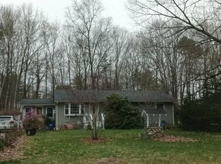 18 New Rd, Newmarket, NH 03857