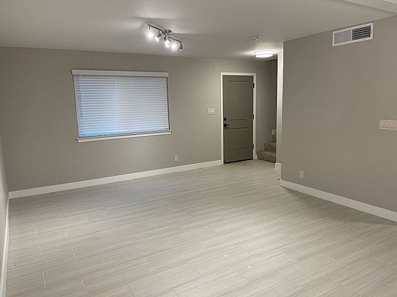 5th image of 1042 Adler Dr #E