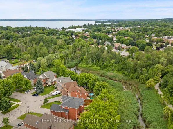 118 Bayview Ave, Georgina, ON L4P 2S9