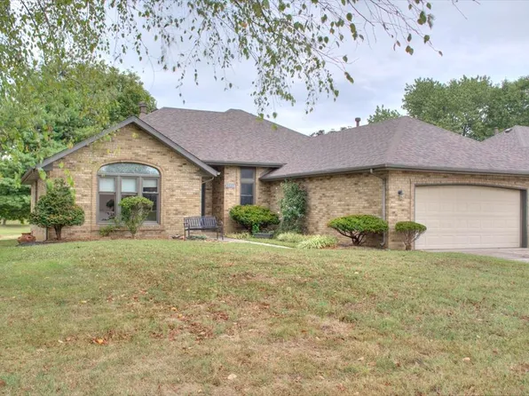 2525 N Meadowlake Drive, Springfield, MO 65802