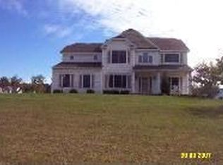 29 Stablegate Dr, Clifton Park, NY 12065