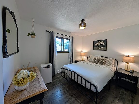 3rd image of 3635 Meadowland Blvd