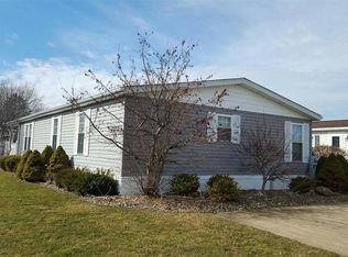 1632 N Harbor Crossing Rd, Marblehead, OH 43440