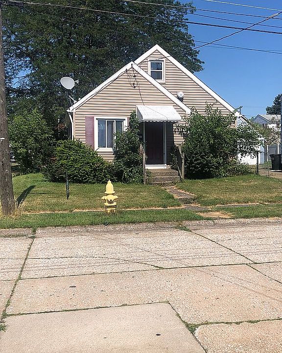 1st image of 3001 Emerson Ave