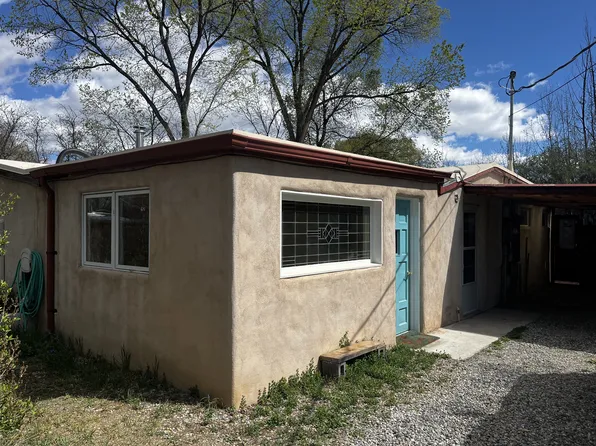409 Maria Ln, Taos, NM 87571